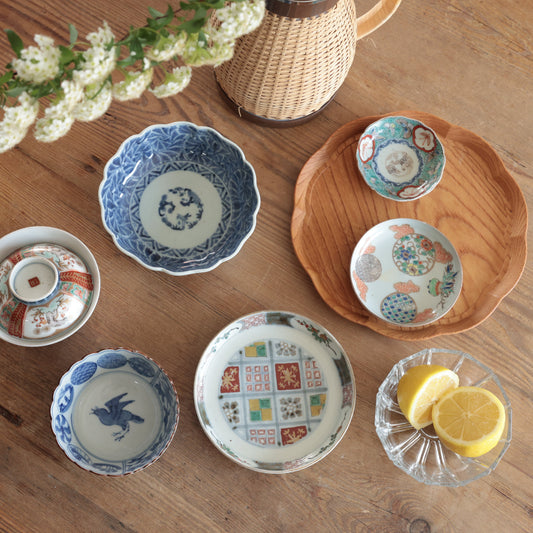 淡色ピンクのときめき丸紋小皿