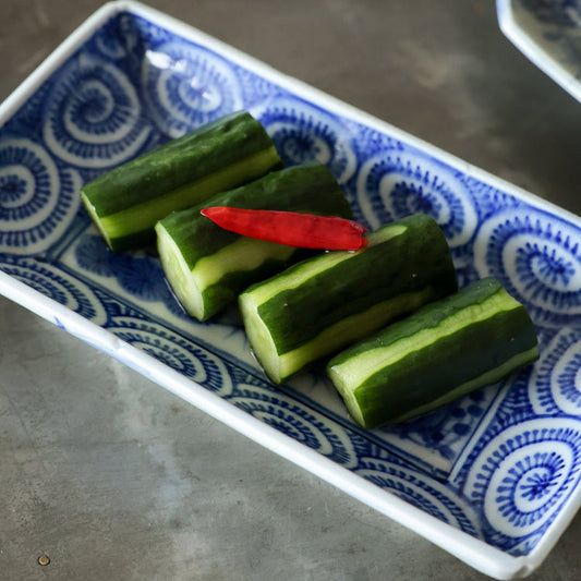 蛸唐草の染付長皿