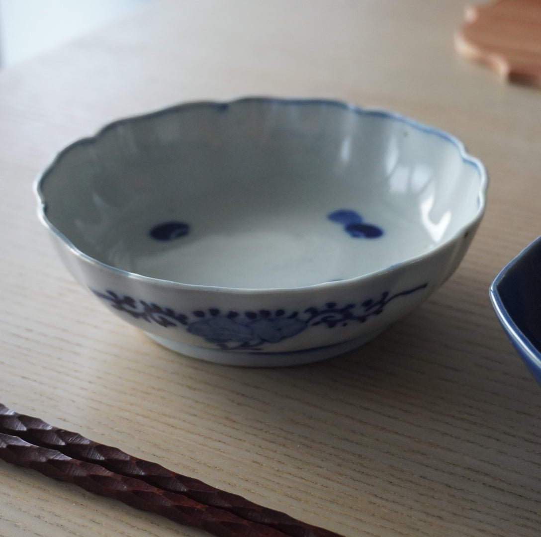【2客セット】遊び心がそっとにじむ、余白のある染付なます皿 - Kotto Shop