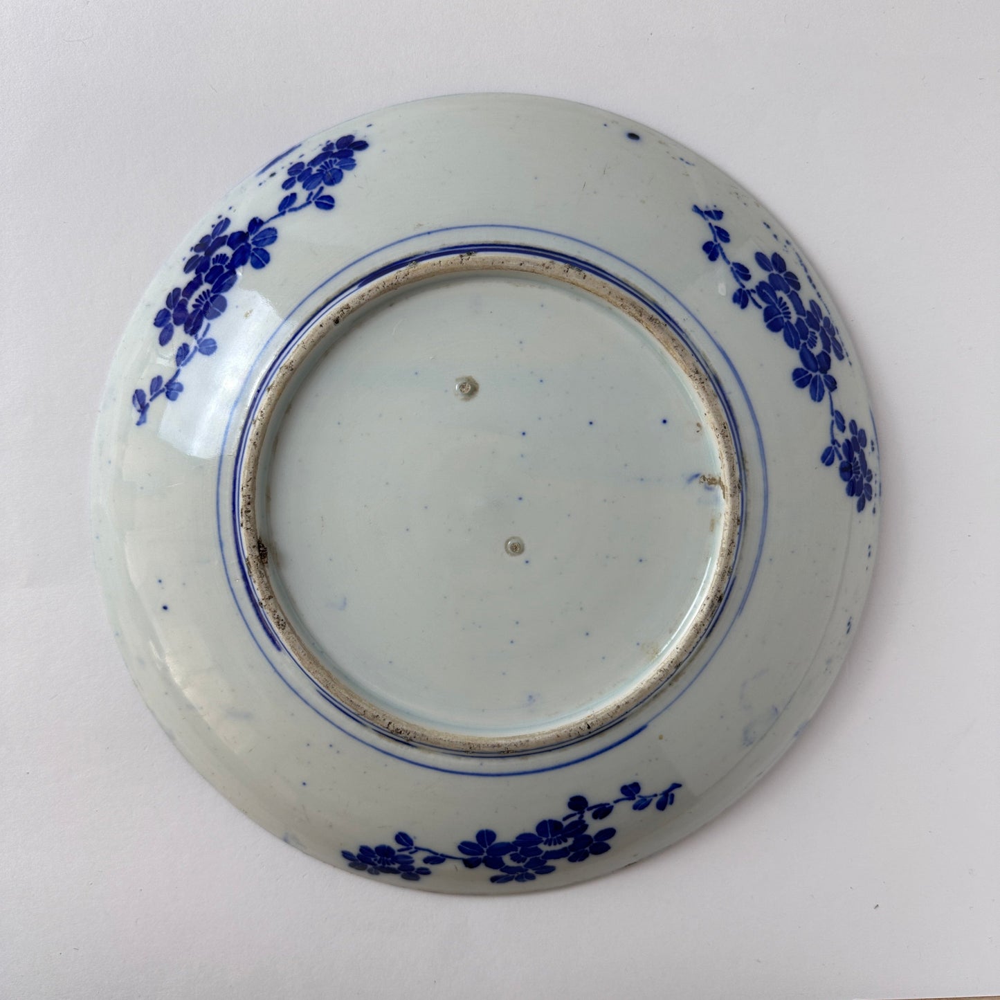 藍濃く咲く花唐草文 印判大皿 - Kotto Shop