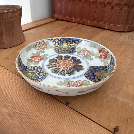 春を呼ぶ、色絵金彩小皿 - Kotto Shop