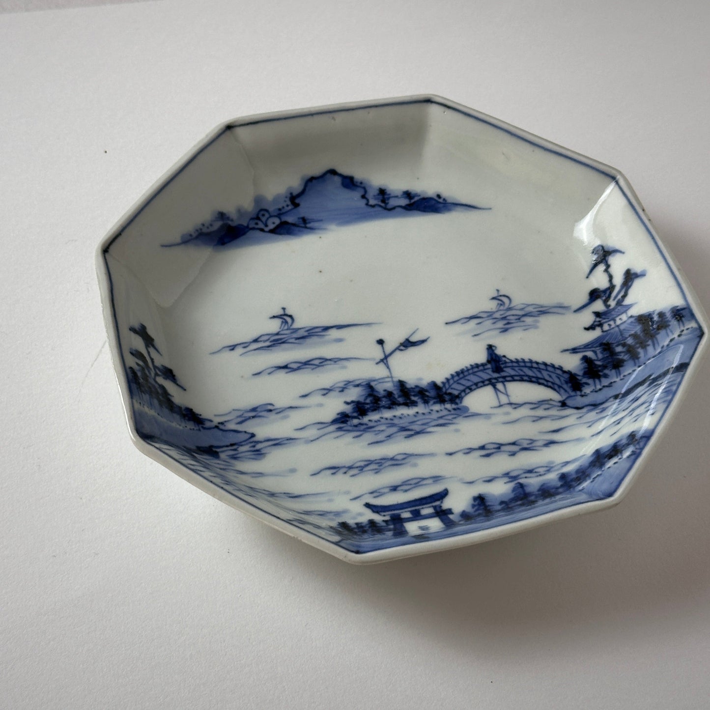 古伊万里山水図の八角皿 - Kotto Shop