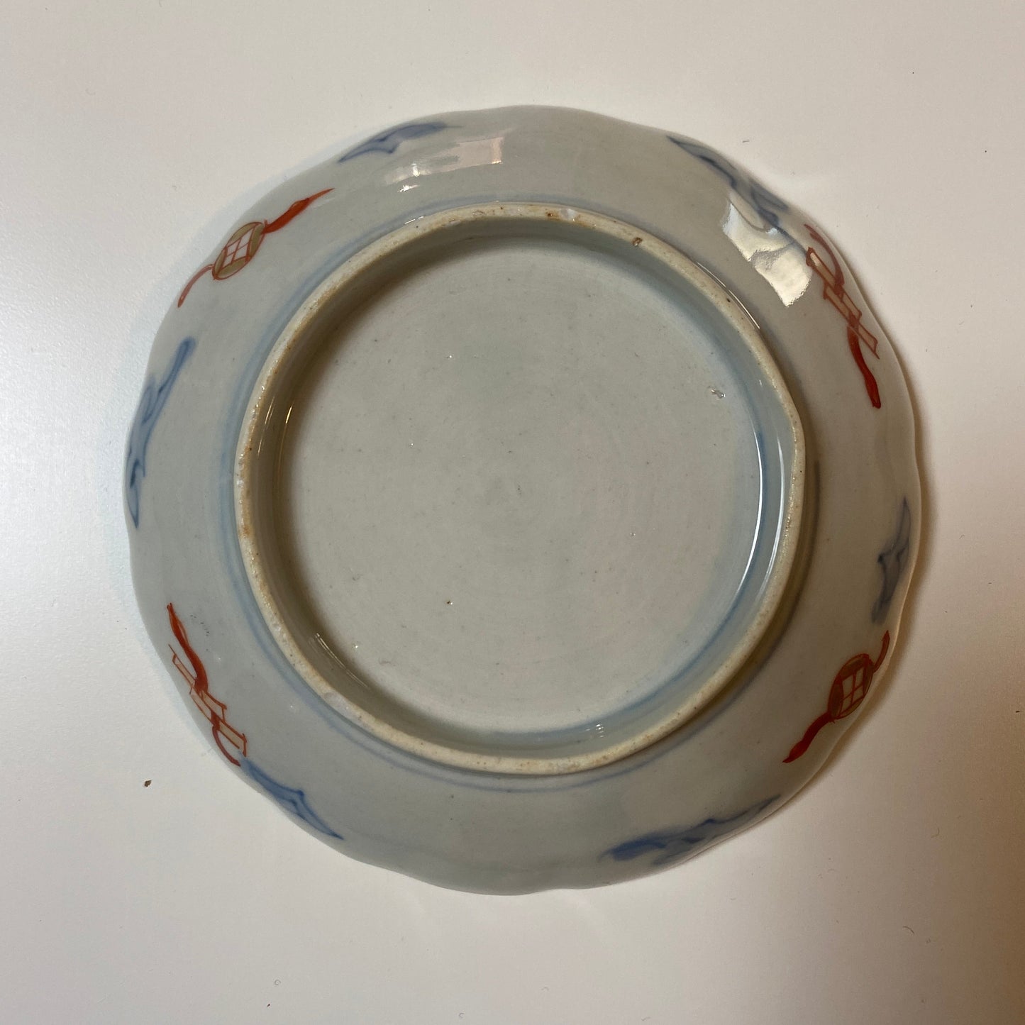 可憐な色合いの古伊万里金彩小皿 - Kotto Shop