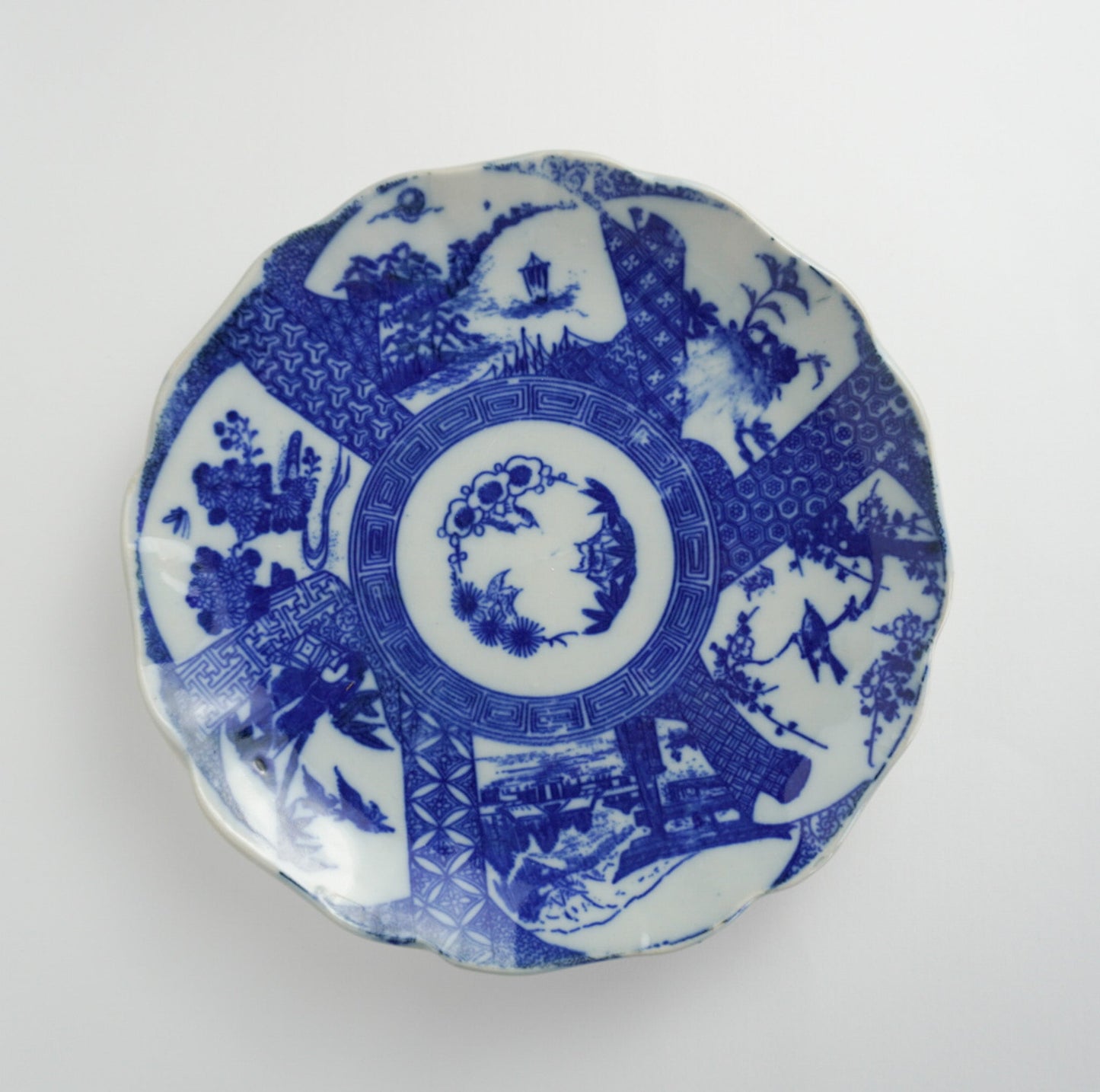 時代を移す、風景が広がる印判七寸皿 - Kotto Shop