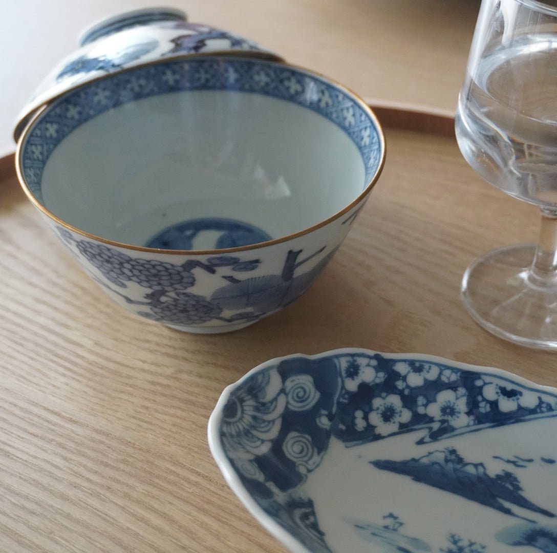 静けさをたたえる、藍の風景楕円皿 - Kotto Shop