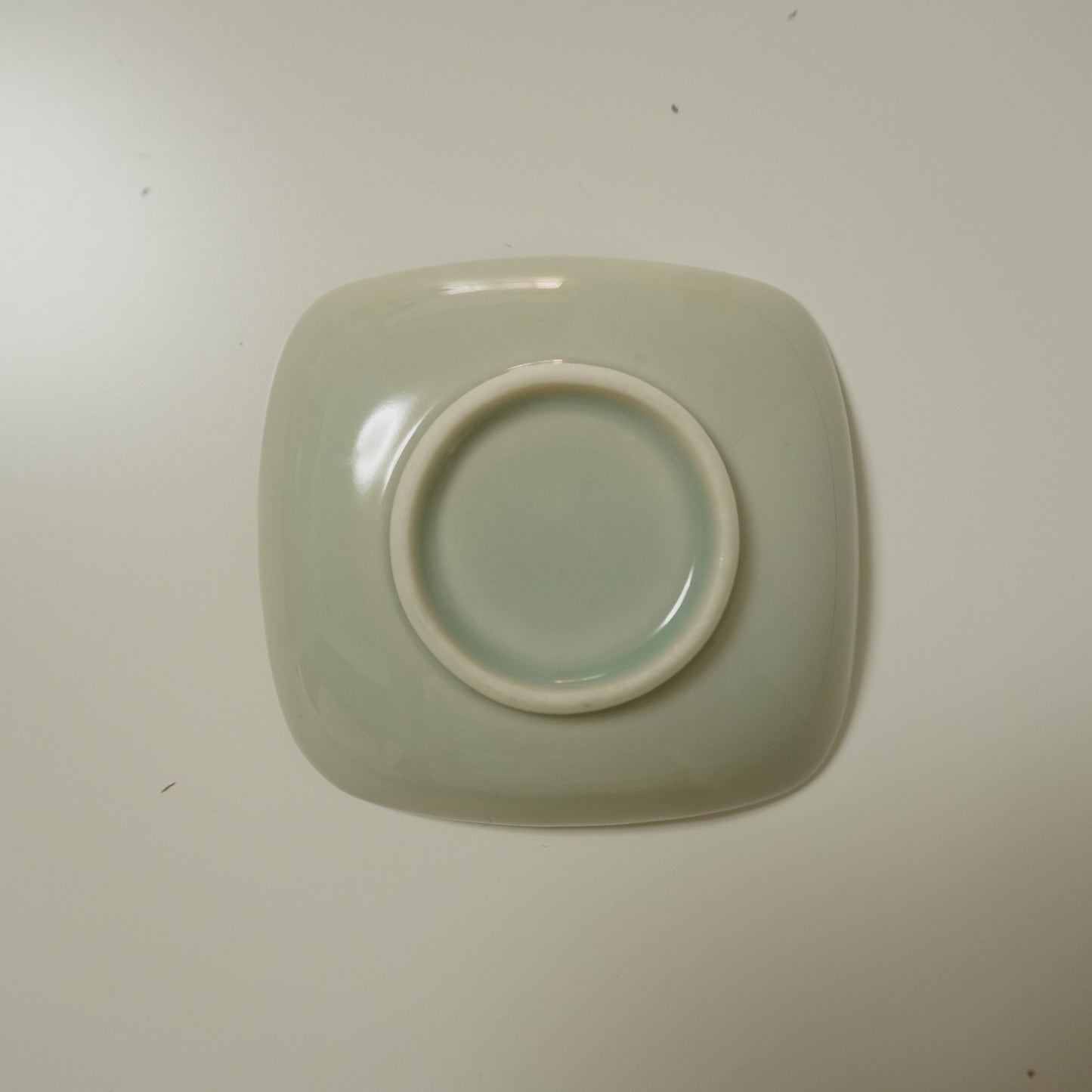 青磁菊文豆皿 - Kotto Shop