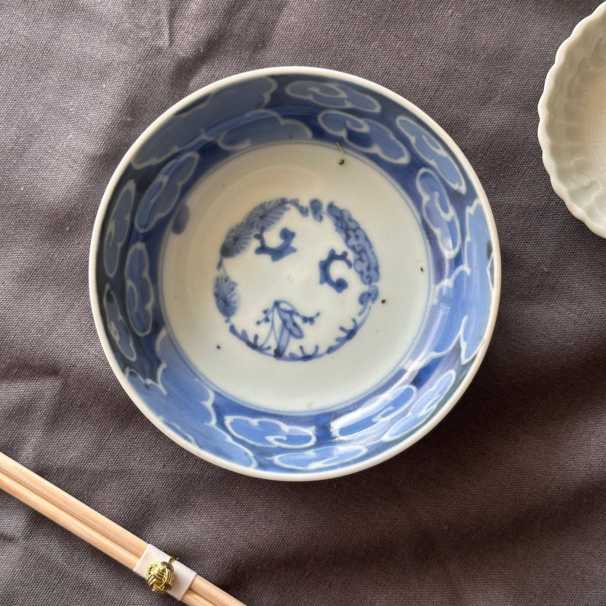 静謐の美、古伊万里染付なます皿 - Kotto Shop