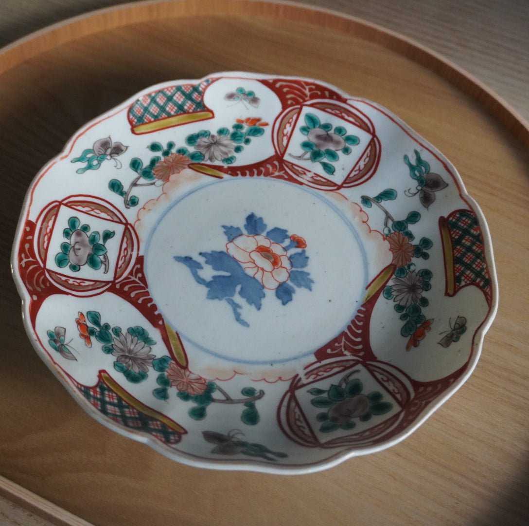 可憐と風格がとけあう、七寸皿 - Kotto Shop