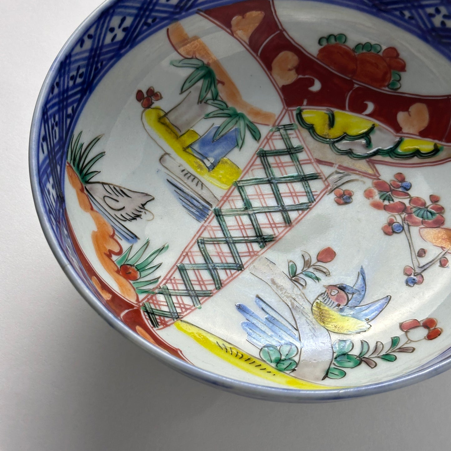 カラフルで華やかな明治時代の鉢 - Kotto Shop
