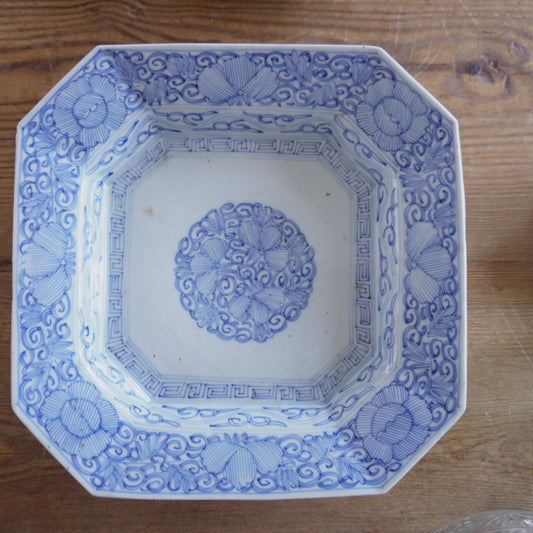 花咲く藍の線描き大角皿 - Kotto Shop