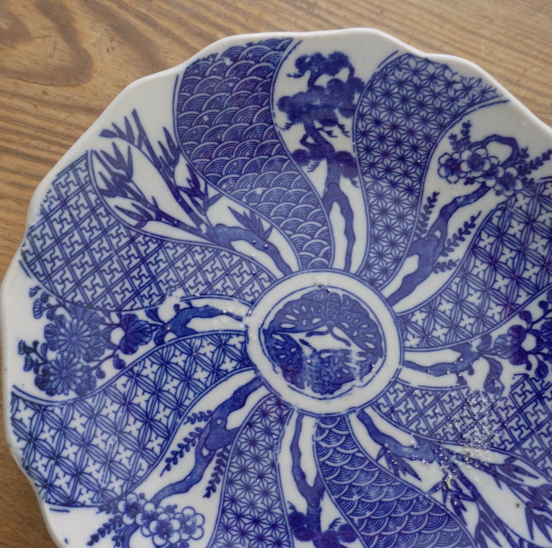 大胆な構図のアートな印判皿 - Kotto Shop