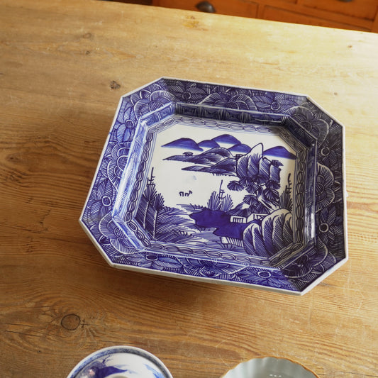 山水風景の八角染付大皿 - Kotto Shop