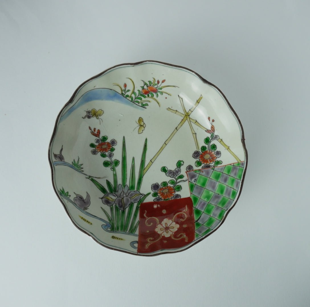 菖蒲の花咲く輪花なます皿 - Kotto Shop