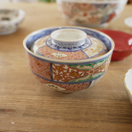 食卓を彩る色絵蓋付茶碗 - Kotto Shop