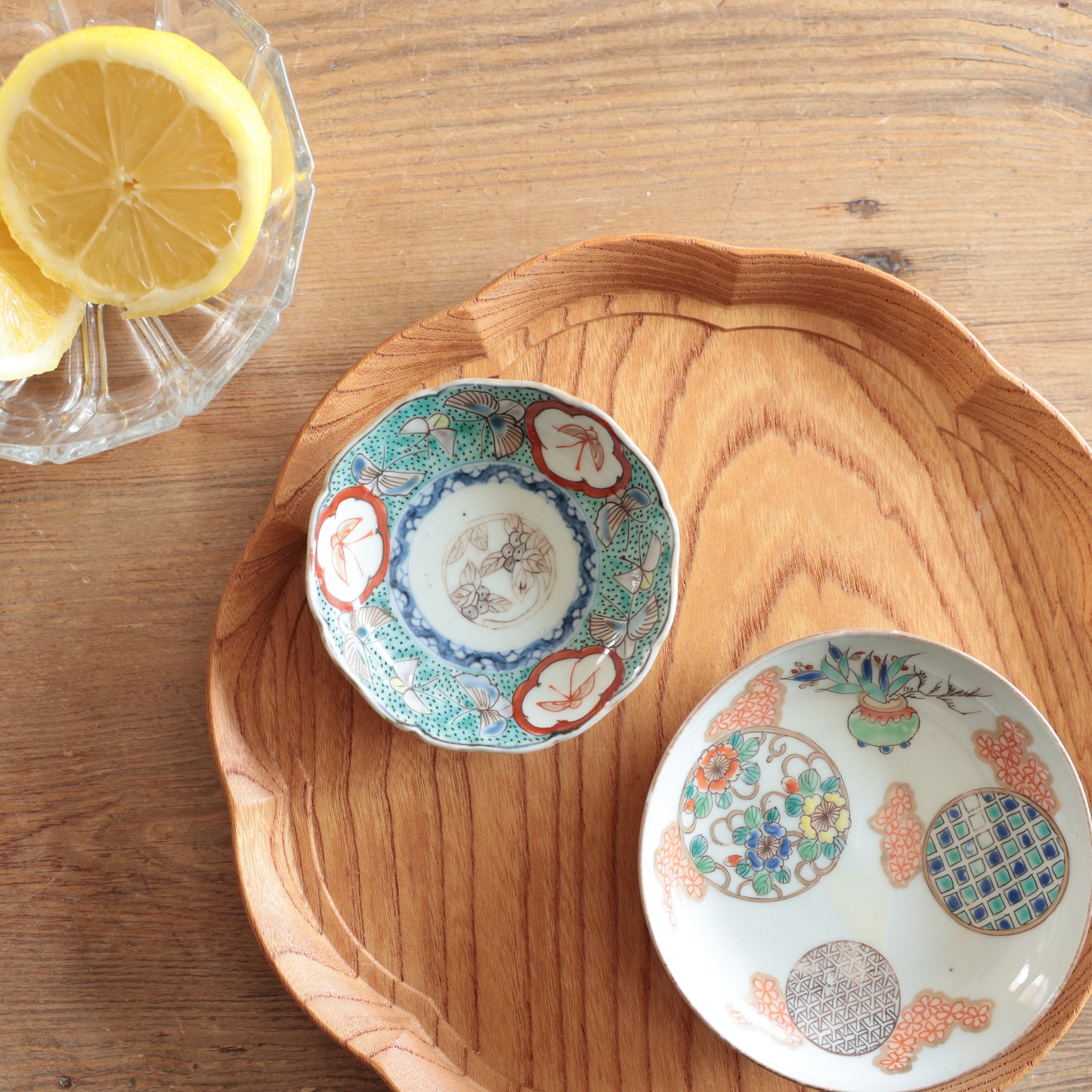 蝶舞うエメラルドグリーン豆皿