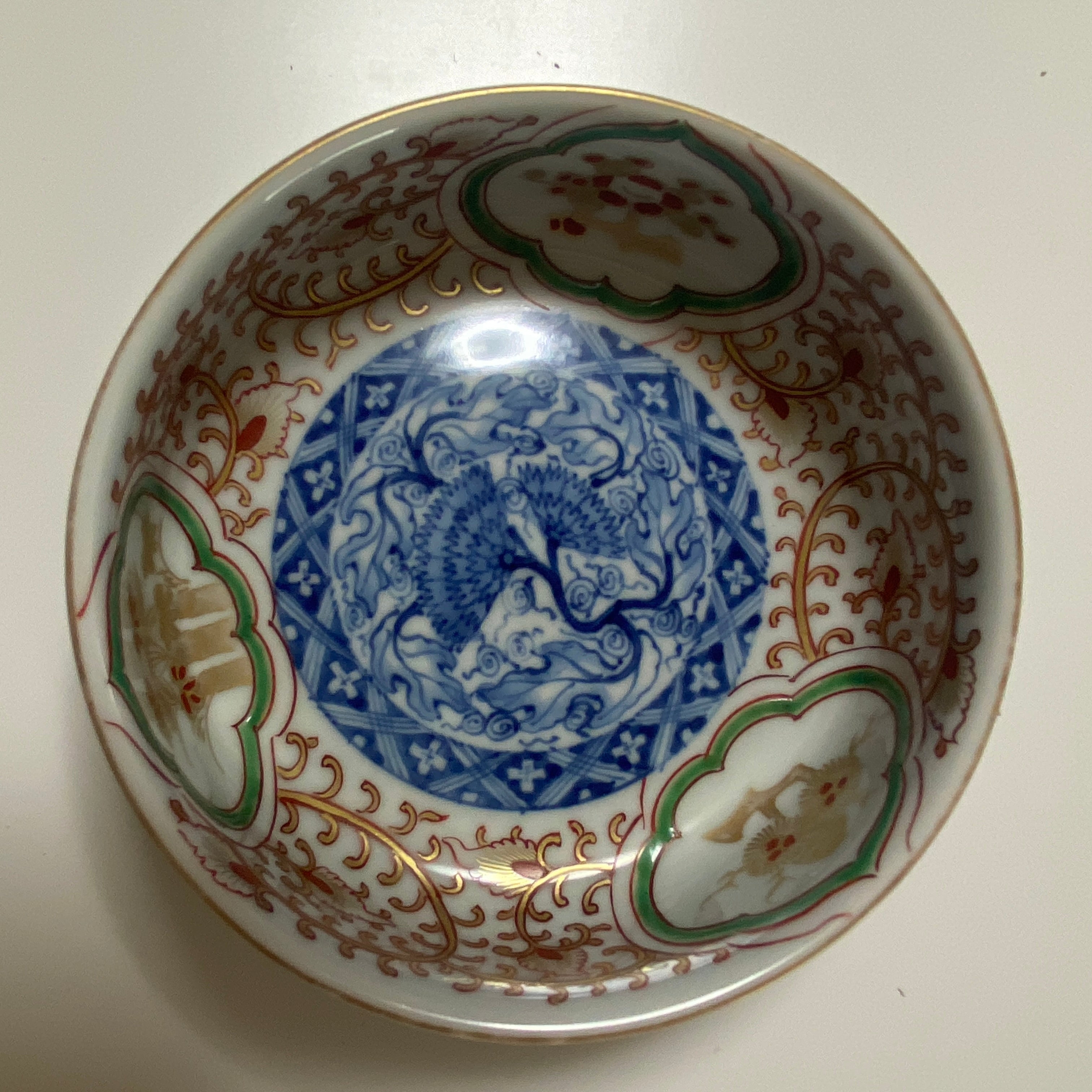 藍の花咲く隅切り大皿 – Kotto Shop