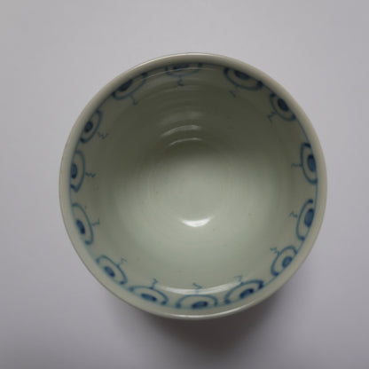 小鳥と木の実の染付湯呑み