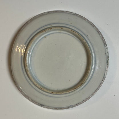 季節を縁取る淡色の絵皿