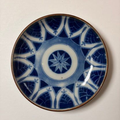 星もようの印判小皿