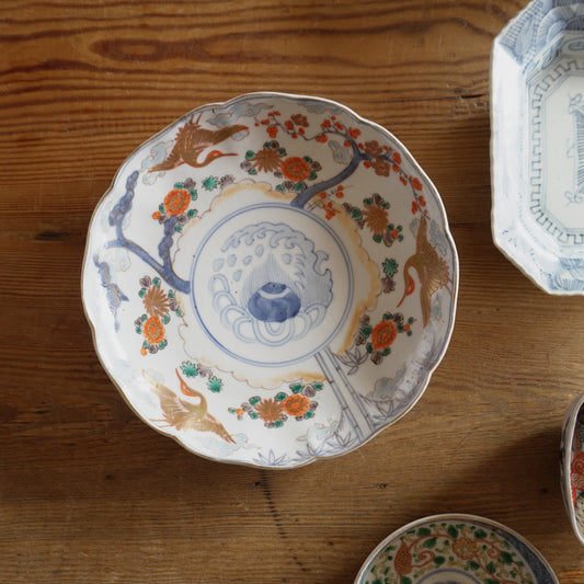 鶴が舞う余白と金彩の美しい7寸皿 - Kotto Shop