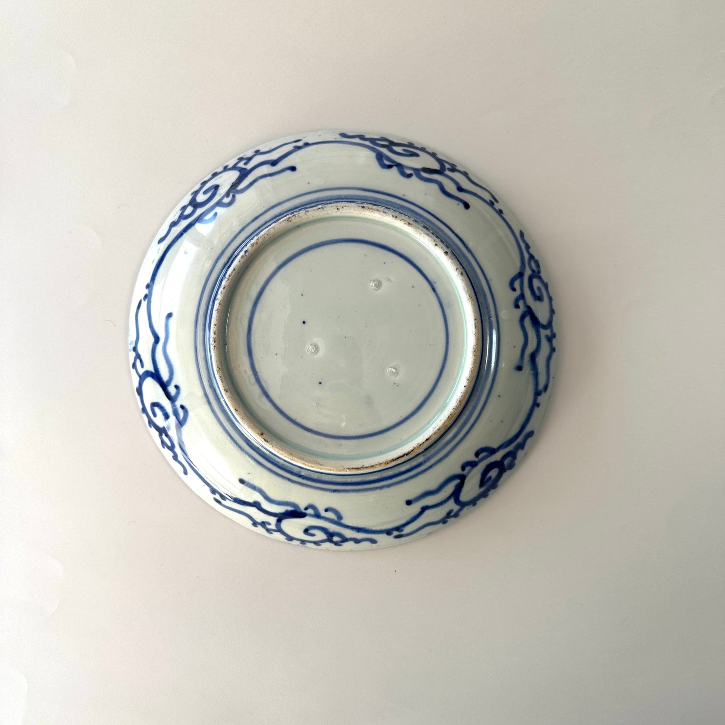 風景図に桜舞う印判7寸皿 - Kotto Shop