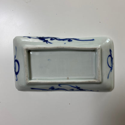 蛸唐草の染付長皿