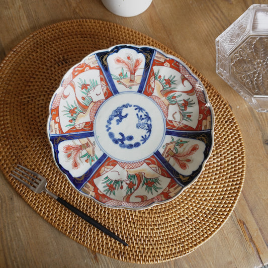 花びらのような明治伊万里7寸皿