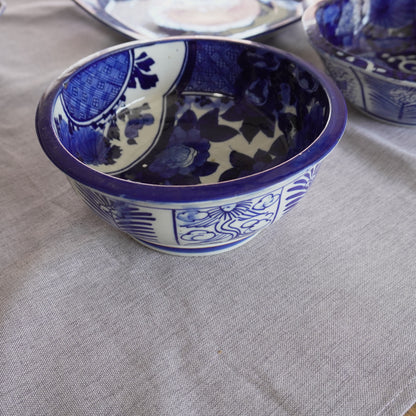 大輪牡丹と窓絵の中鉢