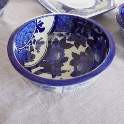 大輪牡丹と窓絵の中鉢