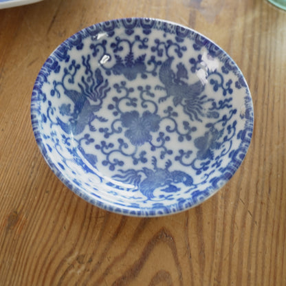 【ひっつきあり】鳳凰と、のびのび唐草の華やか小皿