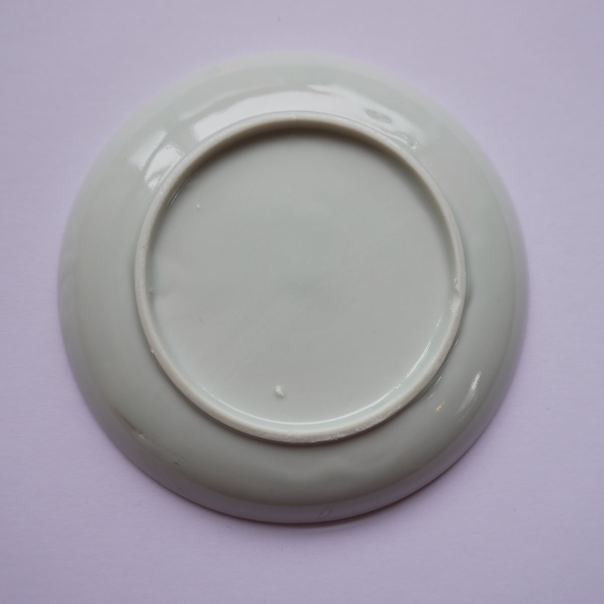 花図印判小皿 裏
