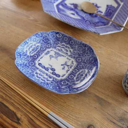 細やかな花々が料理を包み込む印判楕円皿 - Kotto Shop