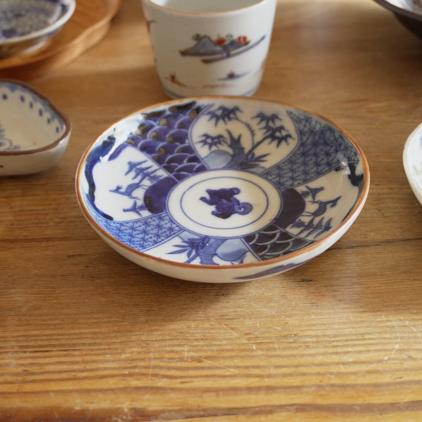 毎日使いの印判獅子中皿 - Kotto Shop