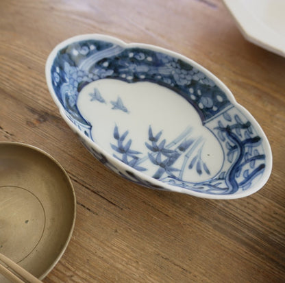 染付鳥と笹の葉変形皿 - Kotto Shop