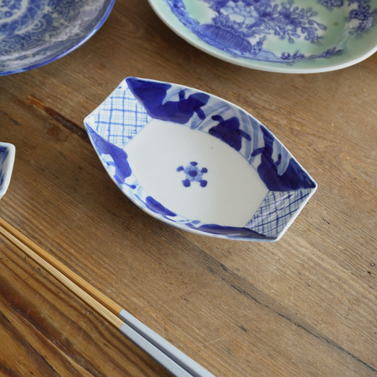 北欧ブルーな変形皿 - Kotto Shop