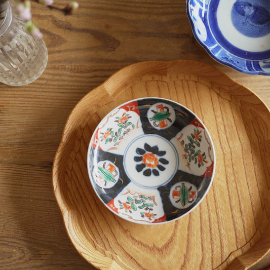 可愛らしい明治伊万里赤絵小皿 - Kotto Shop