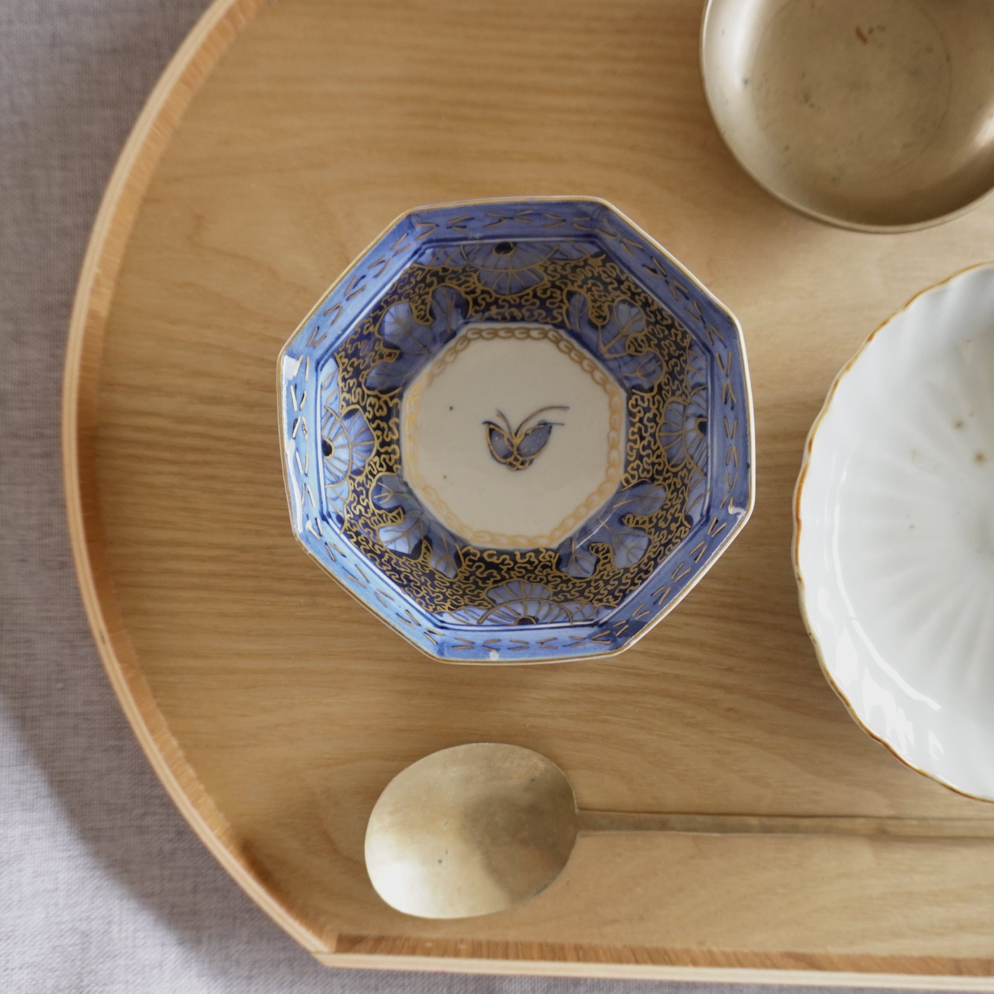 大人可愛い蝶図六角小鉢 - Kotto Shop