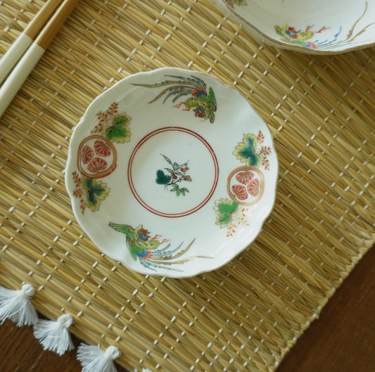 桐に舞う、柔らか桃色小皿 - Kotto Shop
