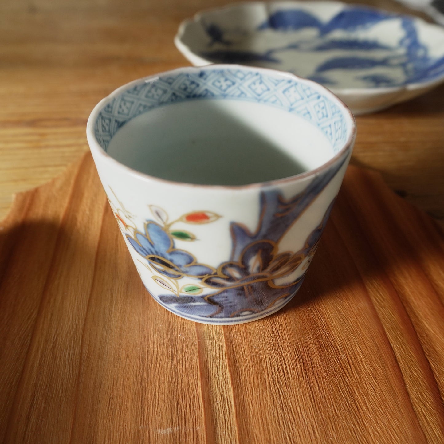 金彩と藍の上品なそば猪口 - Kotto Shop