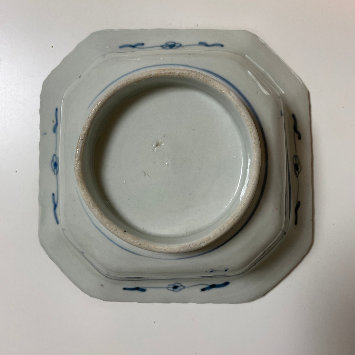 【ざらつきあり】美しい淡いブルーに朱が映える重ね四角鉢 - Kotto Shop