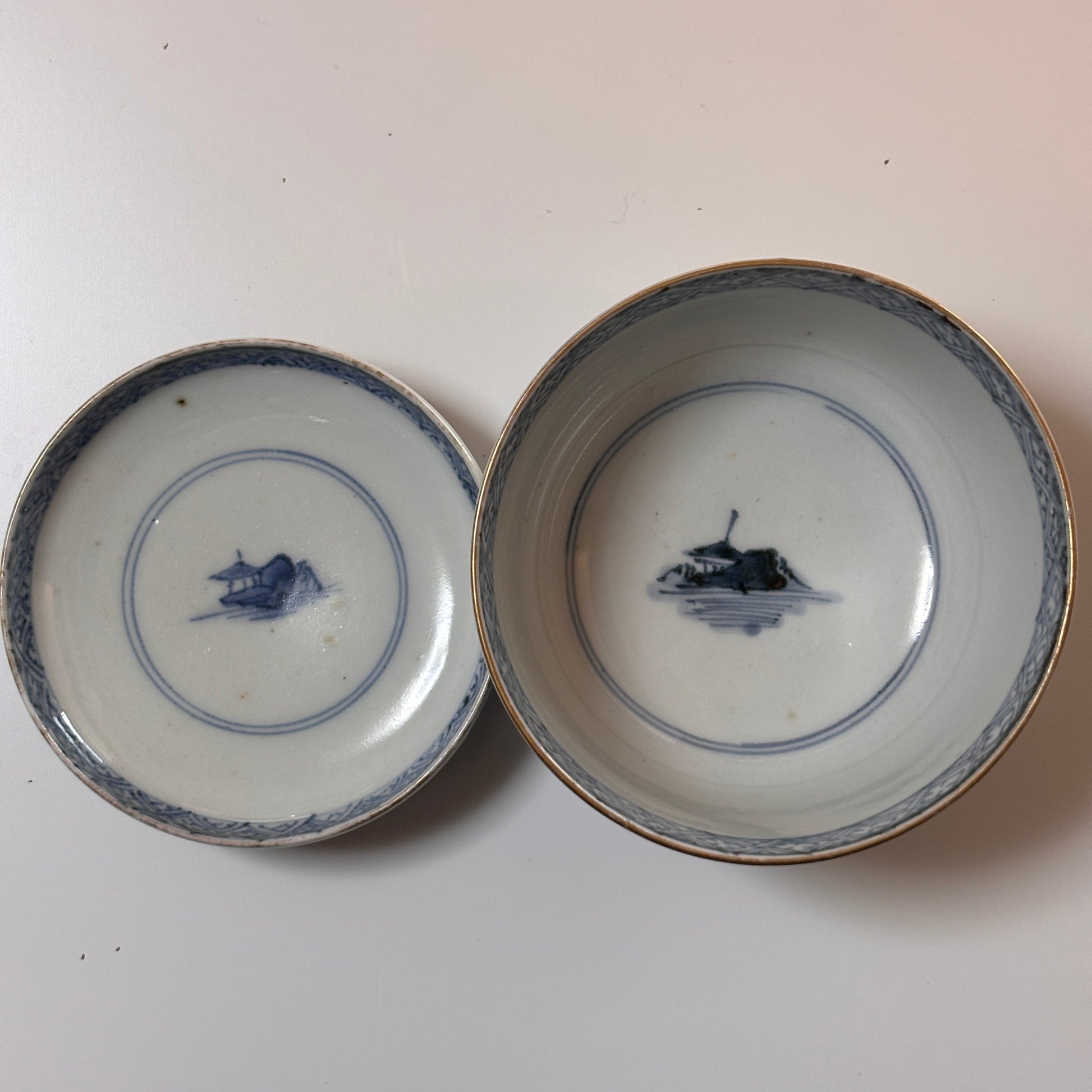 【お茶碗】静かな山水と金彩の美しい器 - Kotto Shop