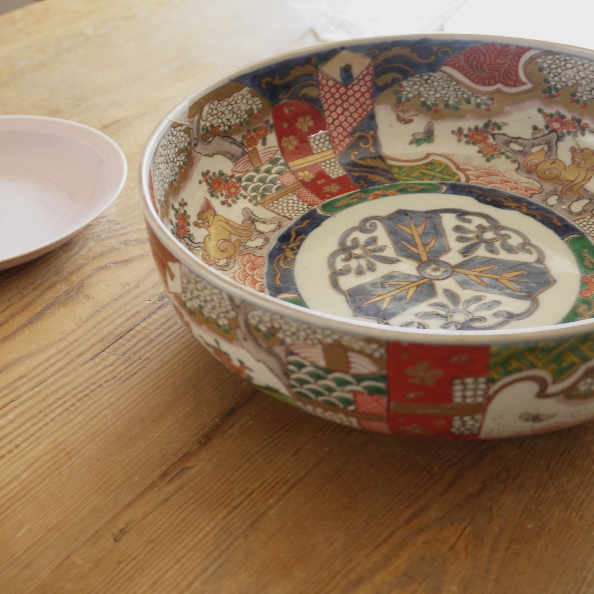 牡丹に獅子図華やか色絵大鉢 - Kotto Shop