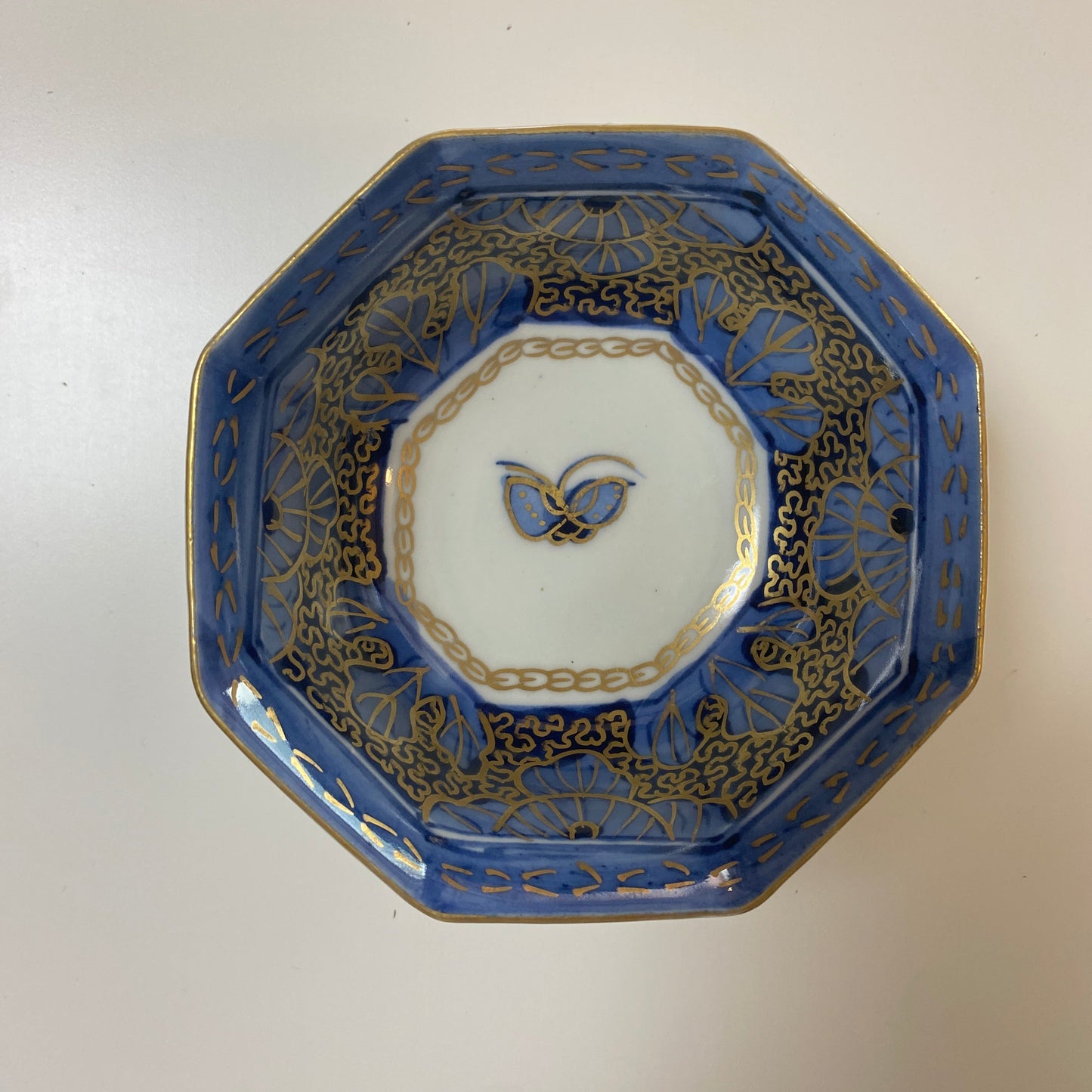 大人可愛い蝶図六角小鉢 - Kotto Shop