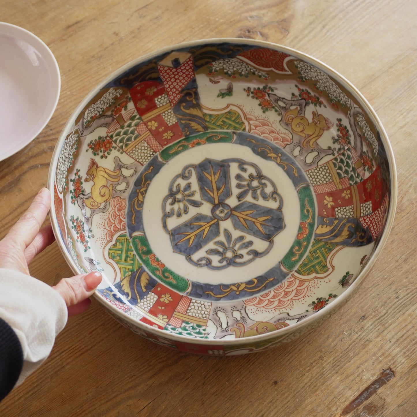 牡丹に獅子図華やか色絵大鉢 - Kotto Shop