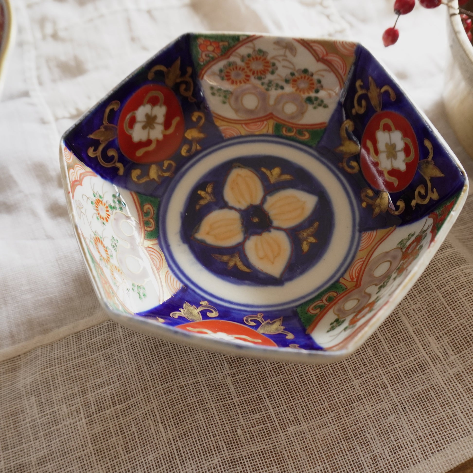 食卓を格上げする明治伊万里小鉢 - Kotto Shop