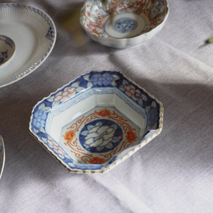 【ざらつきあり】美しい淡いブルーに朱が映える重ね四角鉢 - Kotto Shop