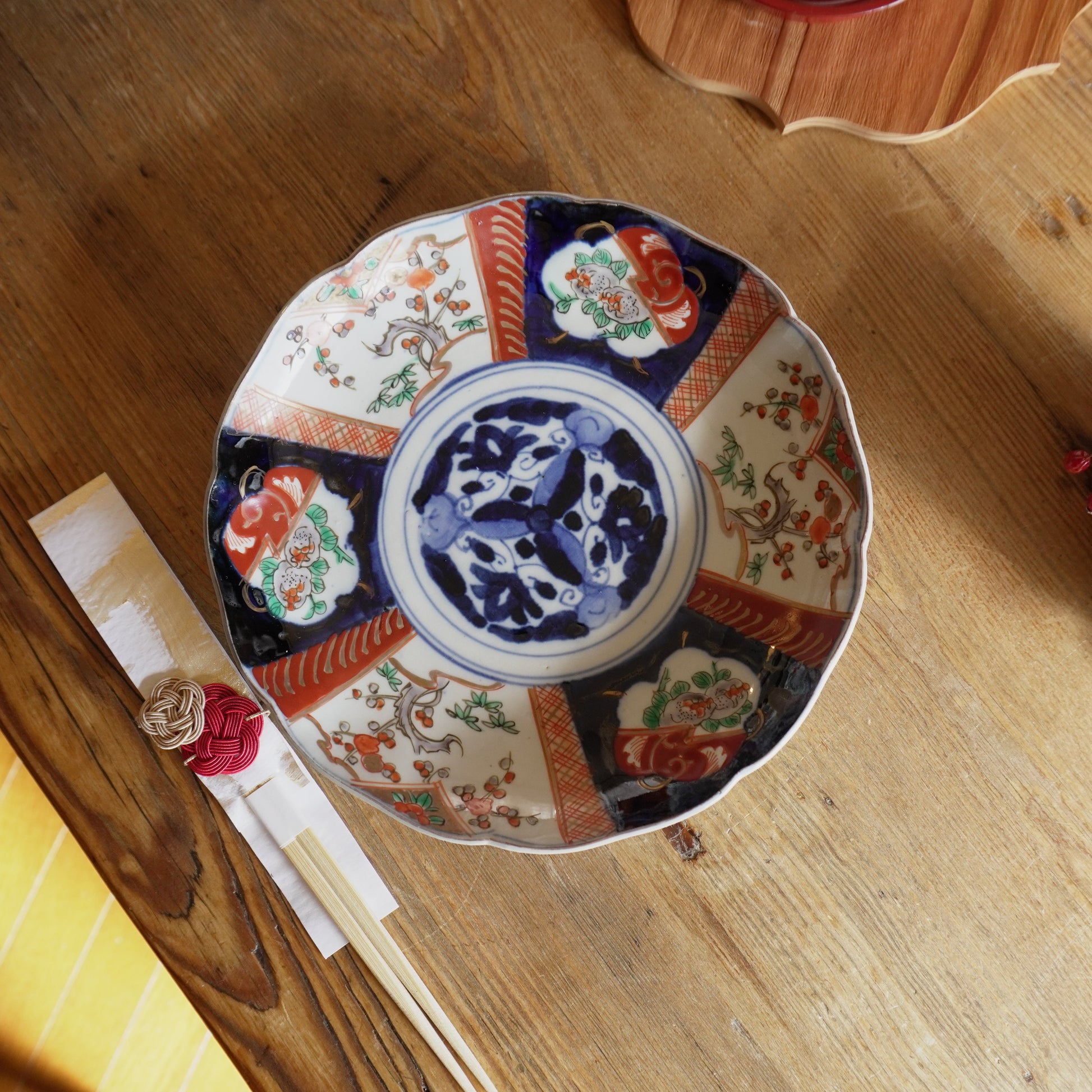 染錦の華やぎを纏う 七寸皿 - Kotto Shop