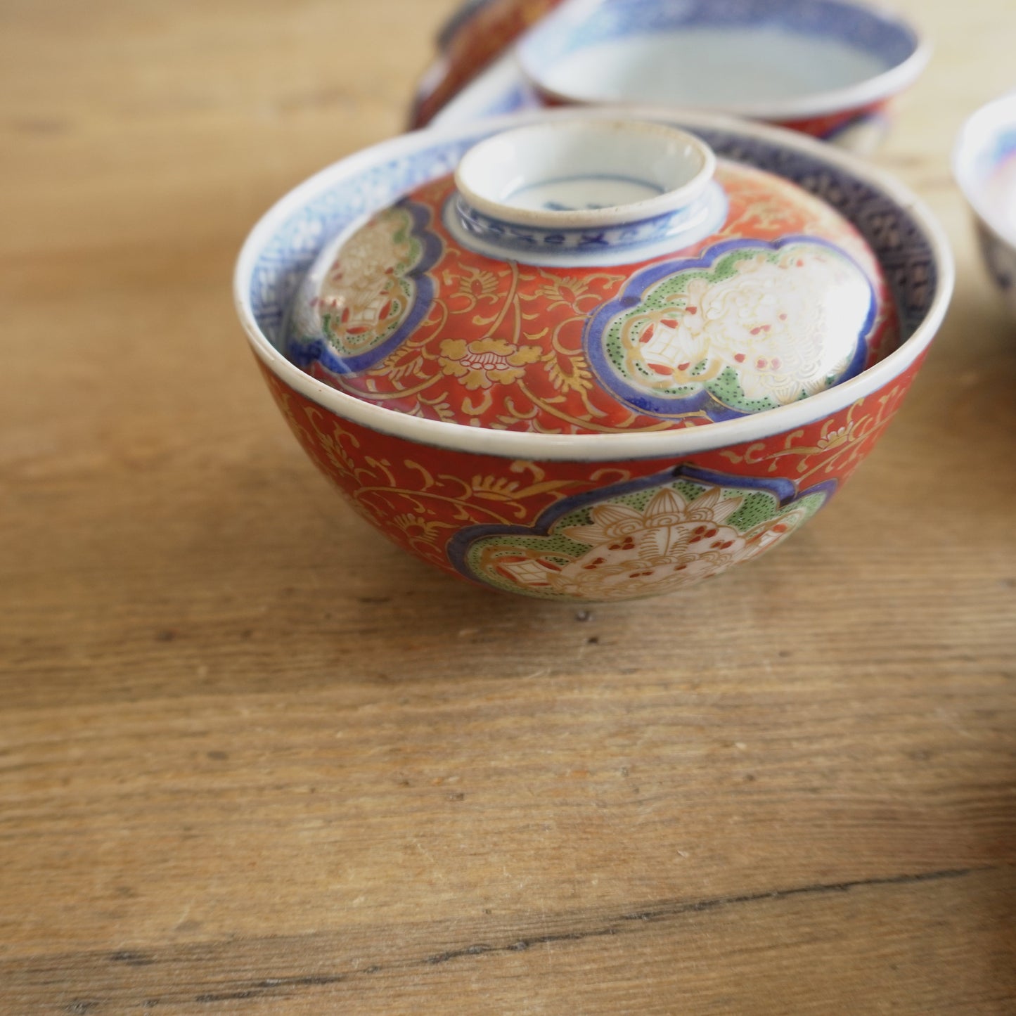幸福を抱く鮮やかな大聖寺伊万里の器 - Kotto Shop