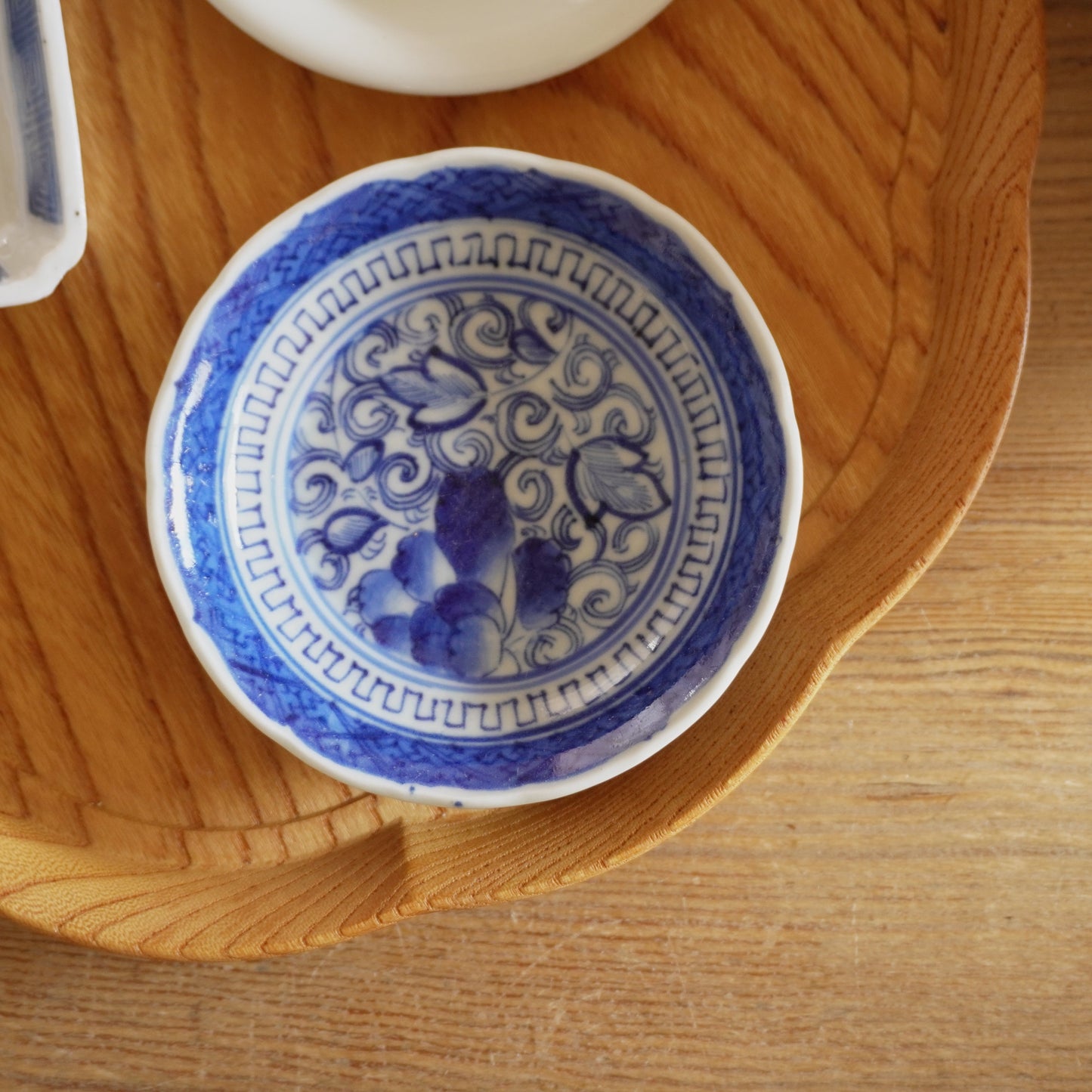 古伊万里染付唐草豆皿 - Kotto Shop