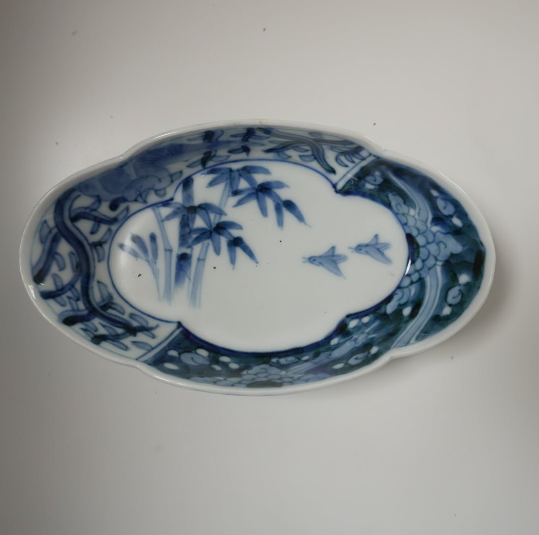 染付鳥と笹の葉変形皿 - Kotto Shop